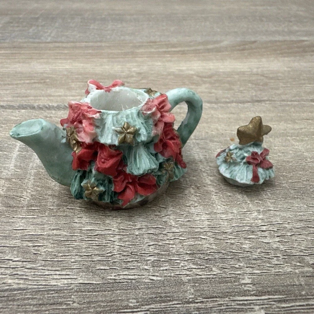 Vintage C&F Enterprises CHRISTMAS‎ TREE Miniature Tea Set 1995 Resin 7 Pieces